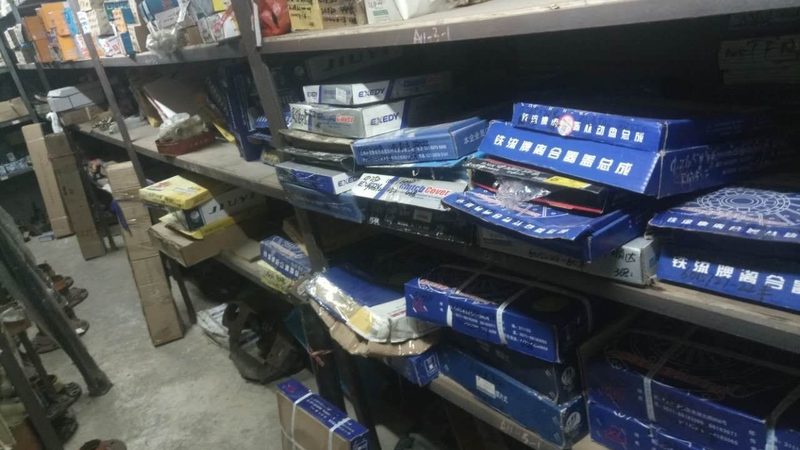 自己动手换灯泡，查型号查得一头雾水